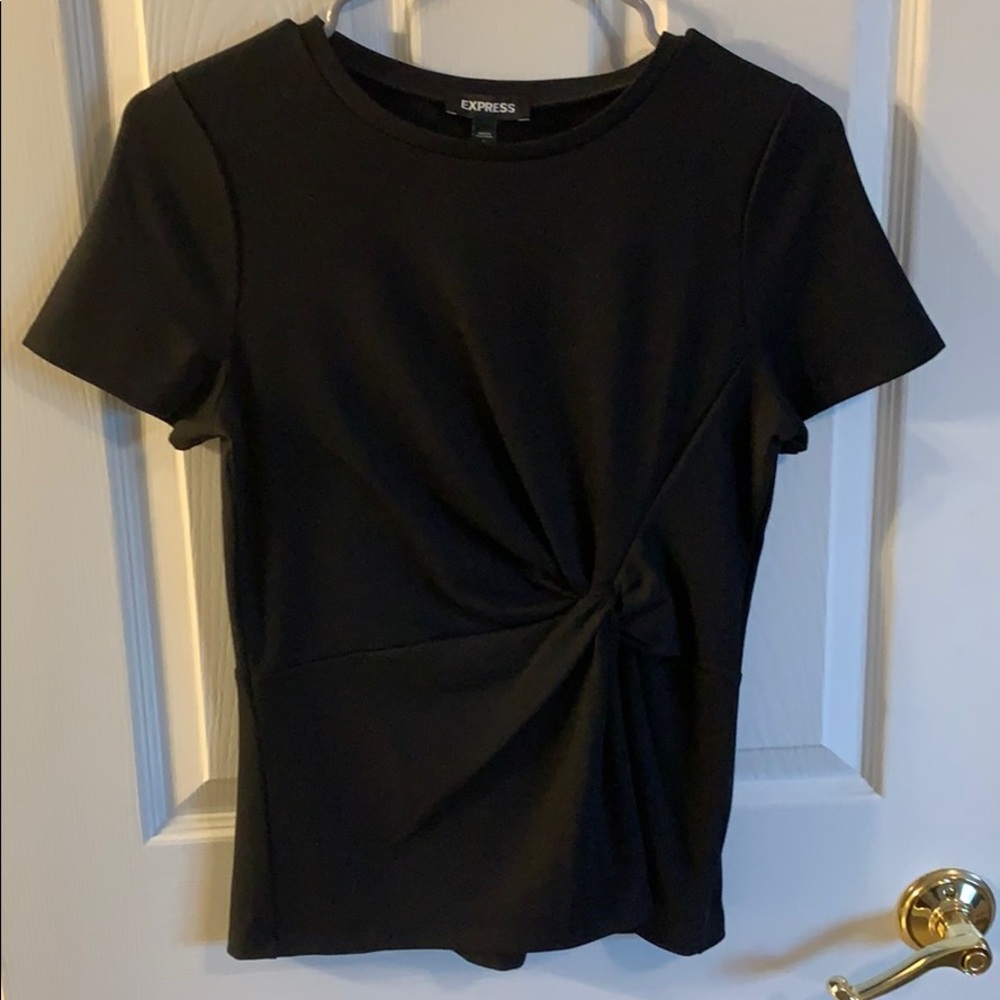 Express twist front top